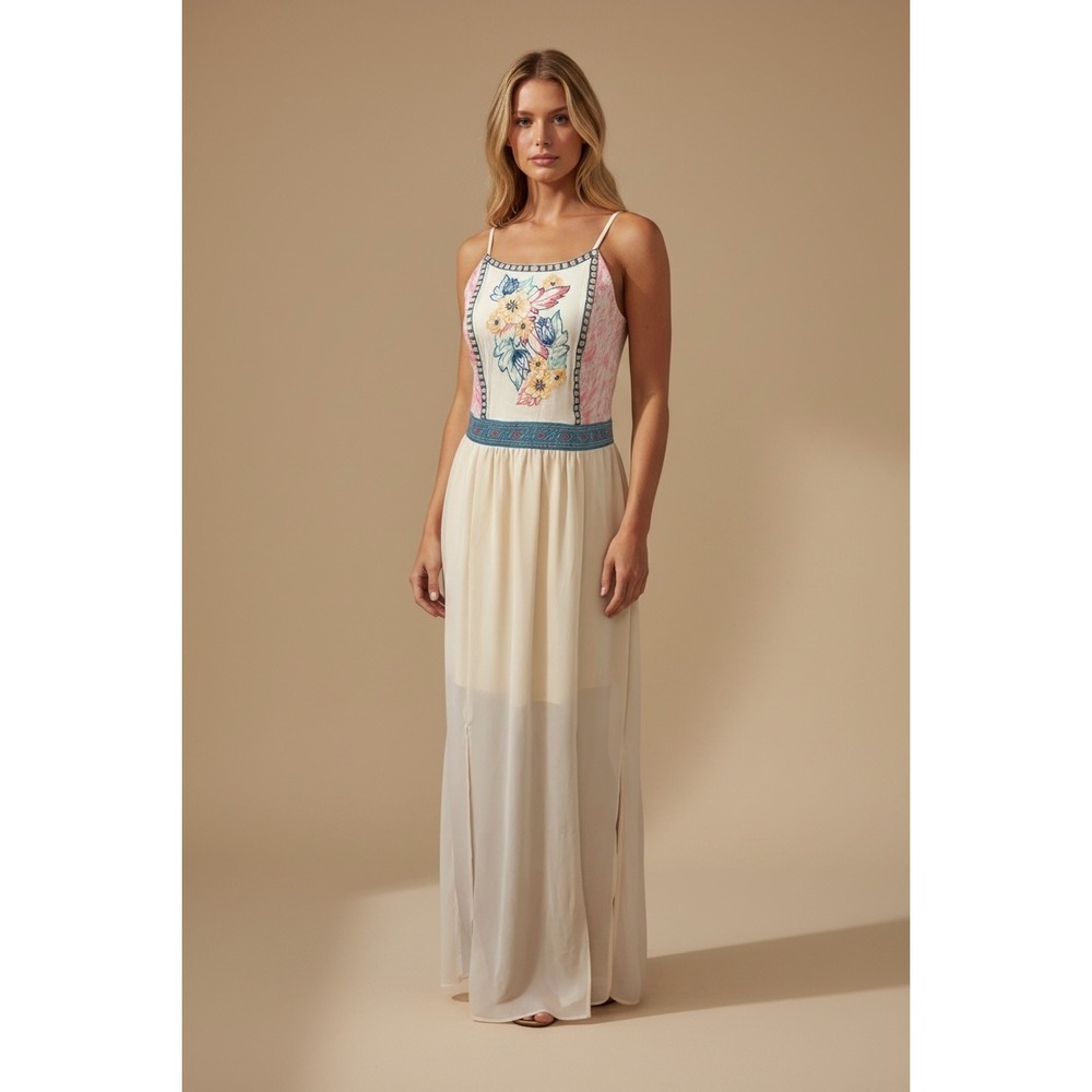Flying Tomato Floral Embroidered Boho Maxi Dress Cream Size Medium Bohemian